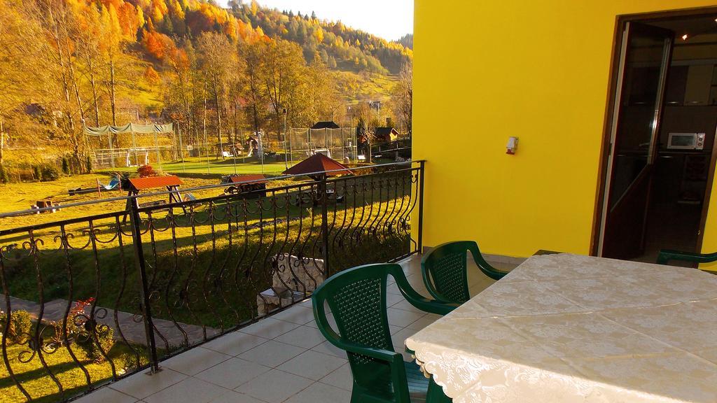 Casa Olteanu Pension Moieciu de Jos Exterior photo